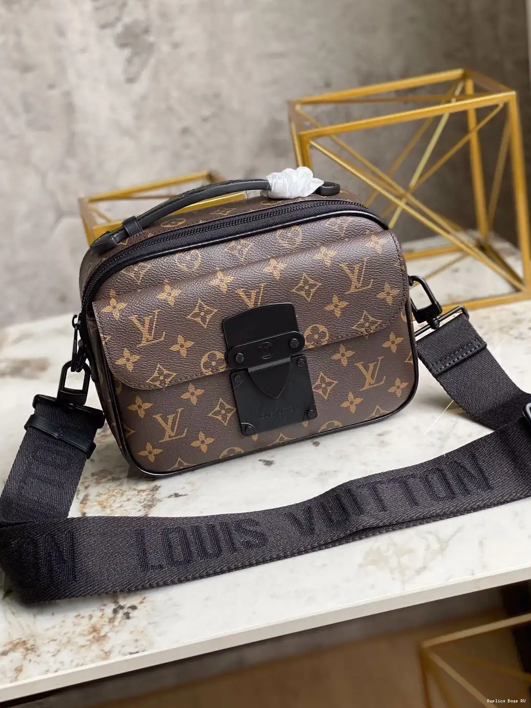 Affordable VUITTON MESSENGER LOUIS S LOCK 0608